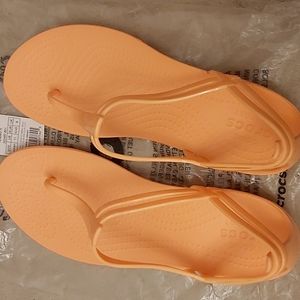 Crocs Isabella T-strap sandal Size 11 Cantaloupe colour. PAYPAL  Payment Only